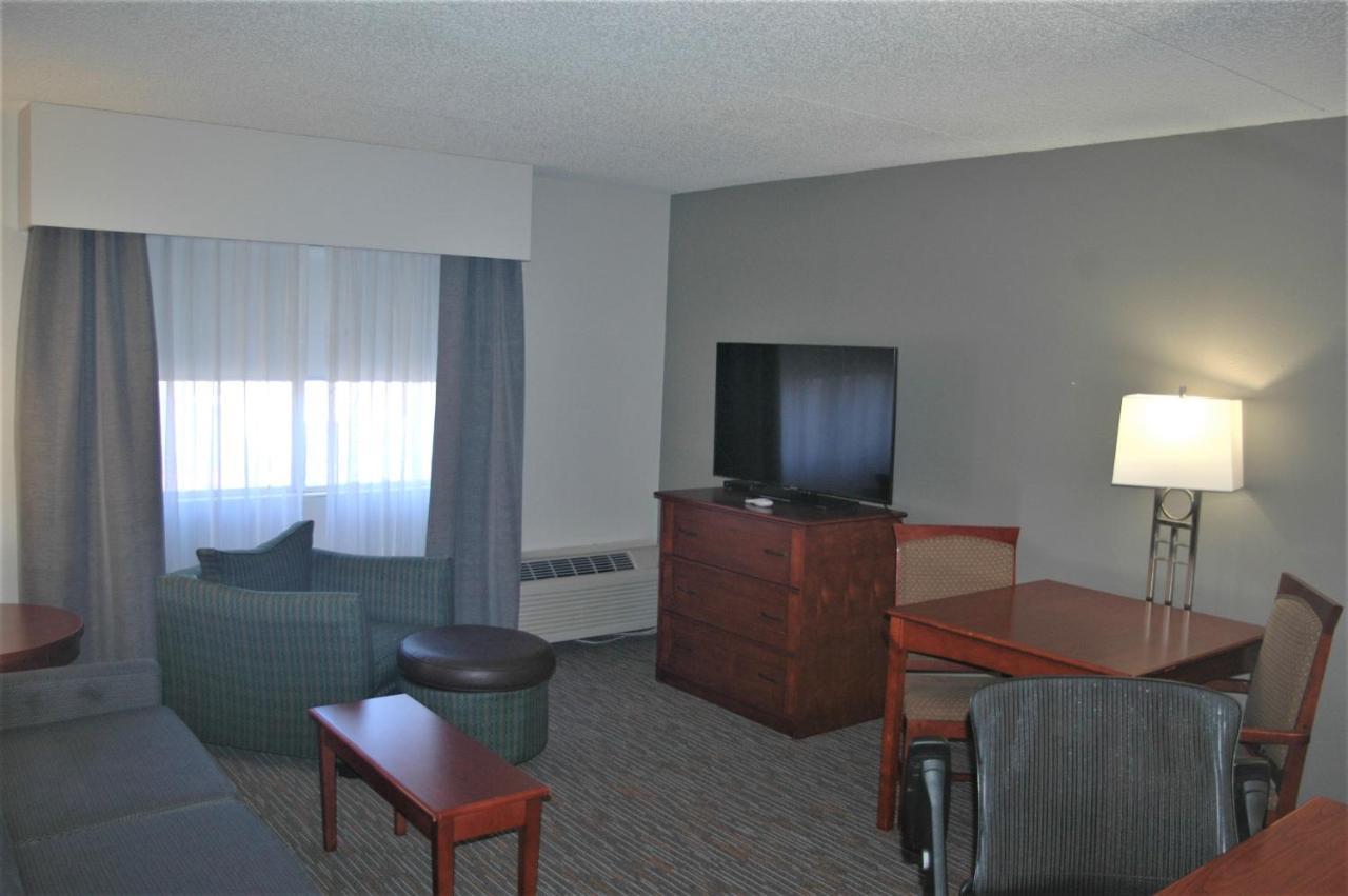 Wingate By Wyndham Valdosta/Moody Afb Hotel Exterior photo