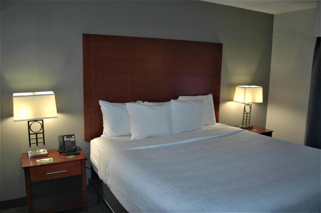 Wingate By Wyndham Valdosta/Moody Afb Hotel Exterior photo