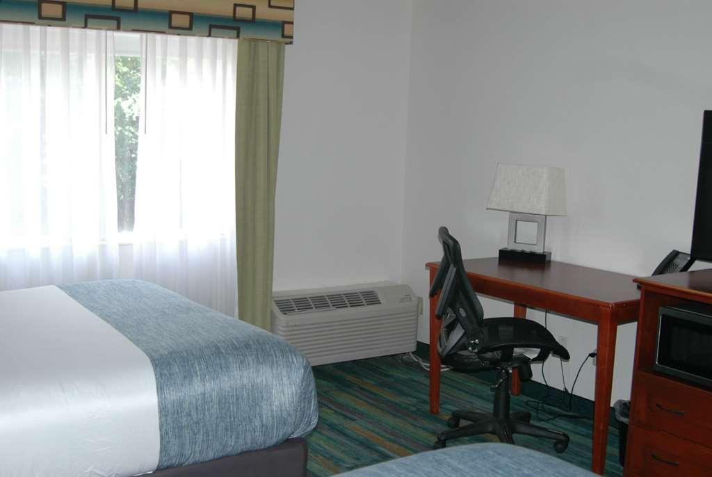 Wingate By Wyndham Valdosta/Moody Afb Hotel Room photo