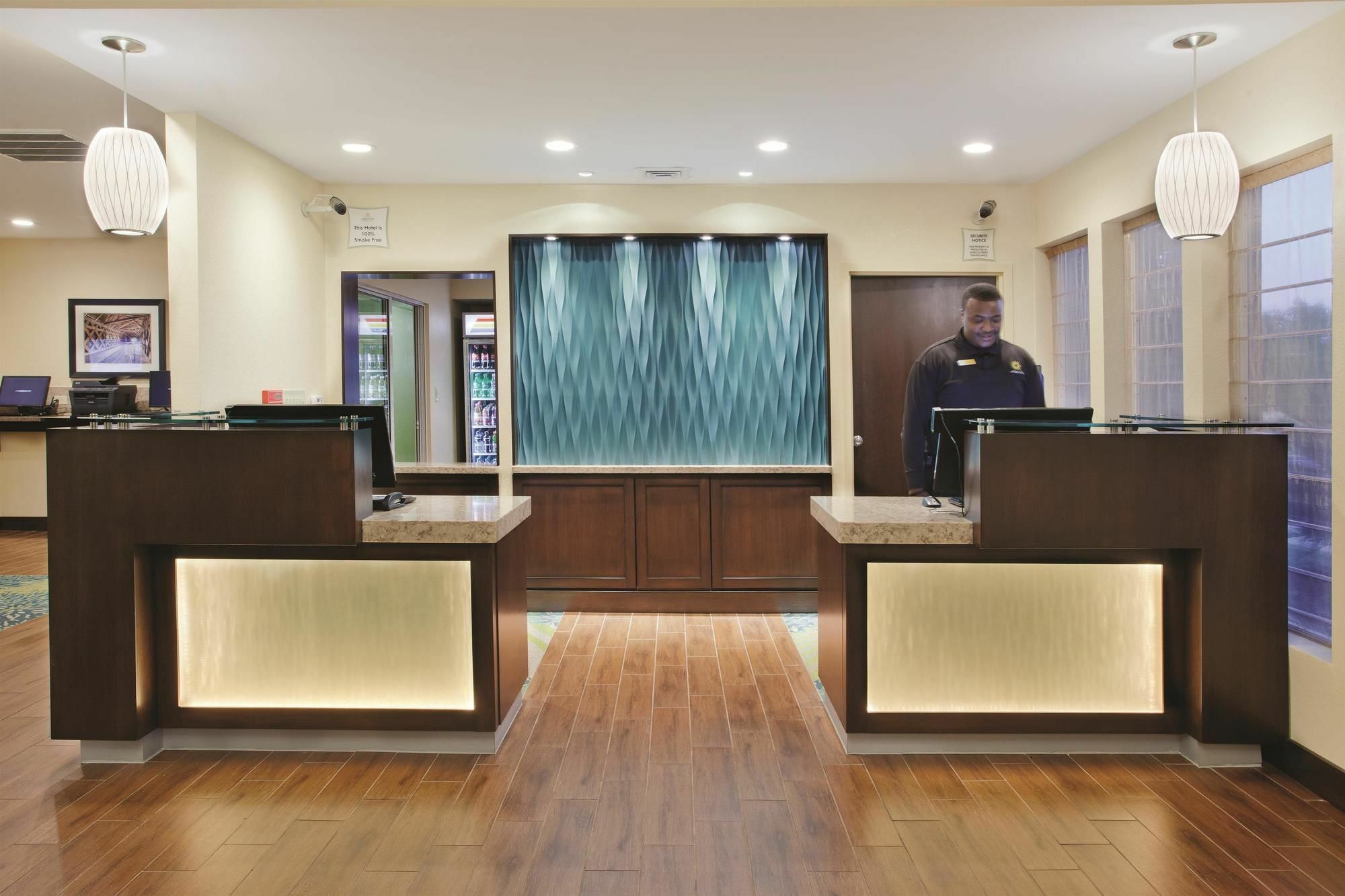 Wingate By Wyndham Valdosta/Moody Afb Hotel Exterior photo